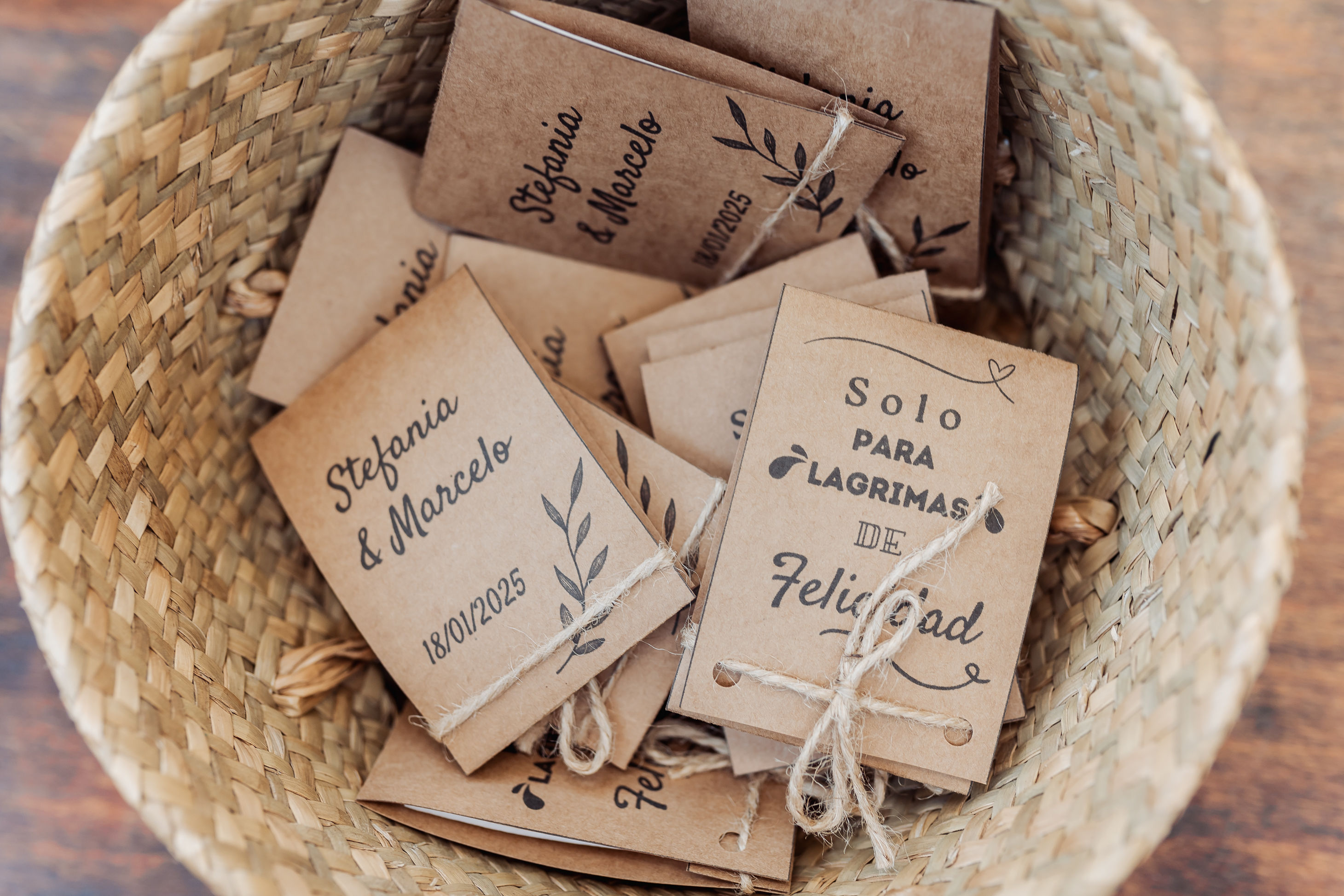 Pañuelos "Lagrimas de Felicidad" Pack x 10 Unidades